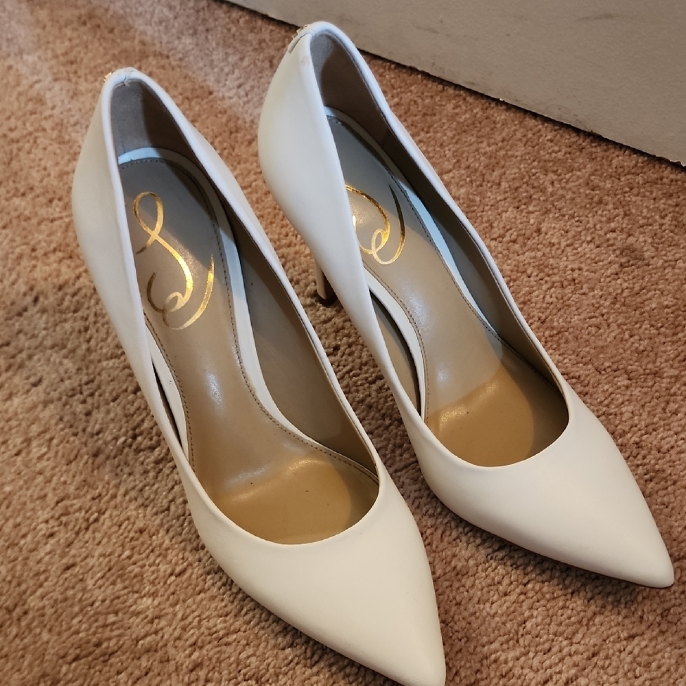Sam Edelman White Pointed-Toe Heels